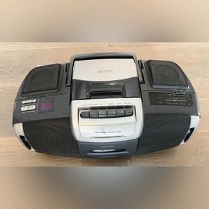 Vintage 90s Optimus Portable Triple Play CD-3328 AM/FM Stereo Cassette Recorder